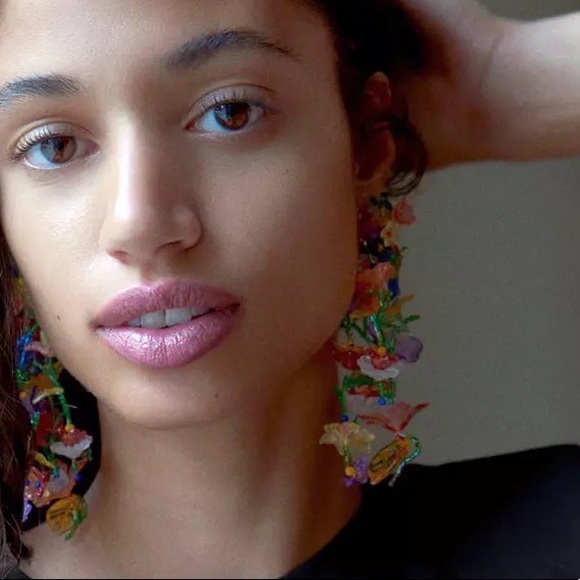 For Love and Lemons Carmela Flower Earrings - Picture 13 of 13